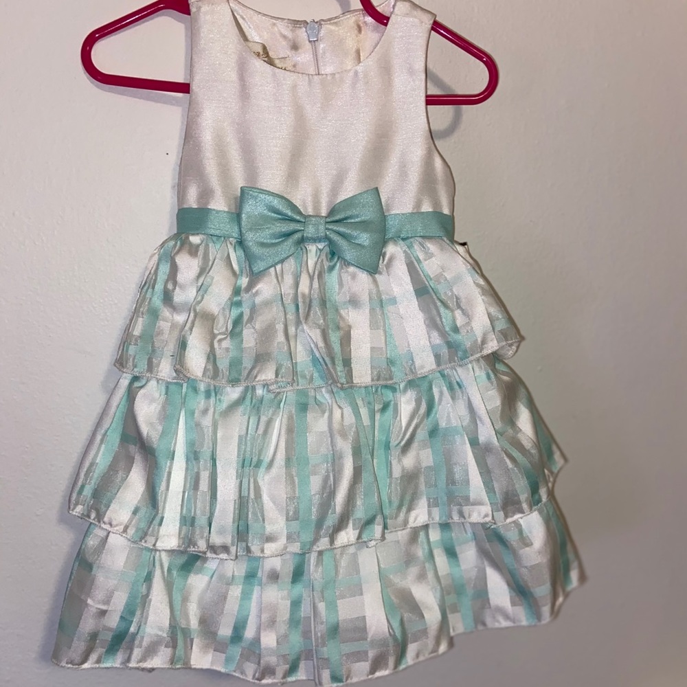 Little blue and whit baby girl dress.
